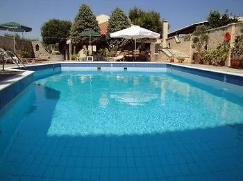 Apart Otel Nancy - Chara 3*