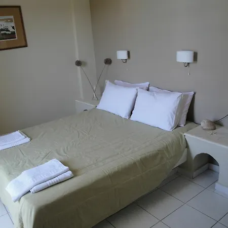 Apart Otel Nancy - Chara 3*